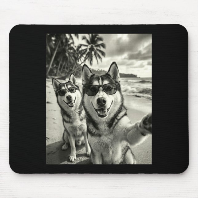 Cool siberian husky funny dog selfie beach mouse pad (Front)