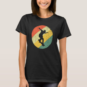 Cool Skateboarding Retro Vintage skateboard Skateb T-Shirt