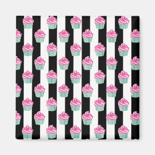 Cool Trendy Bleck and Withe, Cup Cakes Magnet