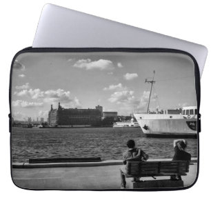 Cool, urban photo of lifestyle in Istanbul Laptop Sleeve