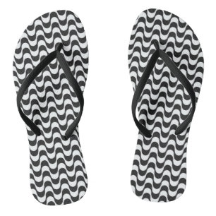 Copacabana sidewalk pattern thongs