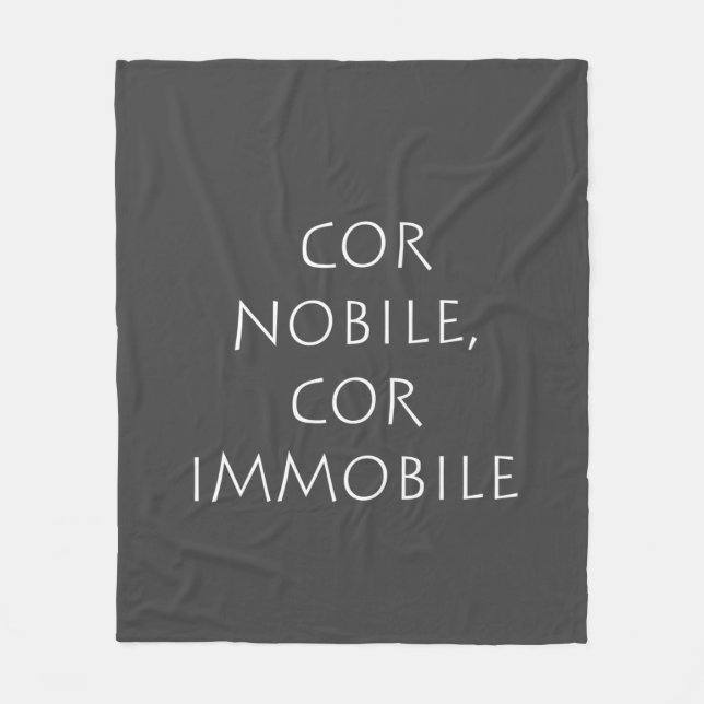 Cor nobile cor immobile fleece blanket (Front)