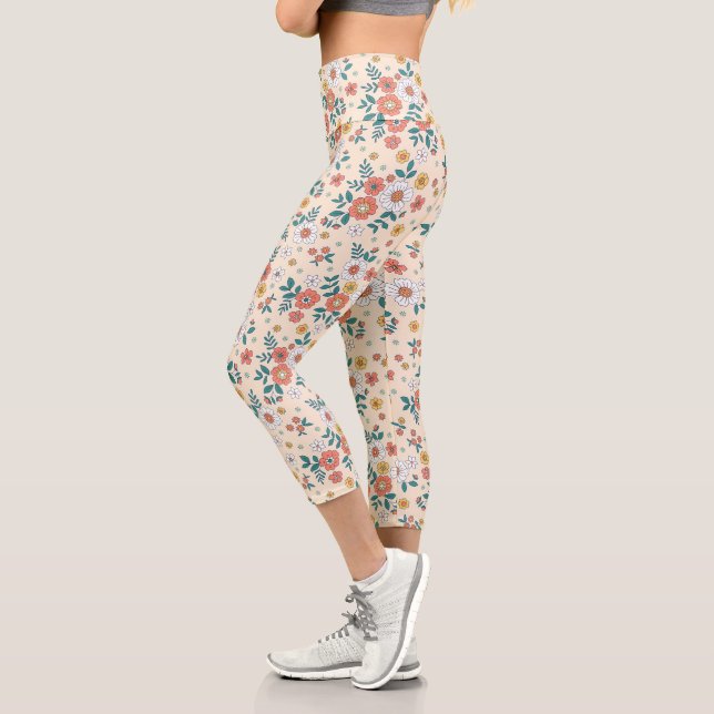 Coral Flower Garden Pattern Capri Leggings (Left)