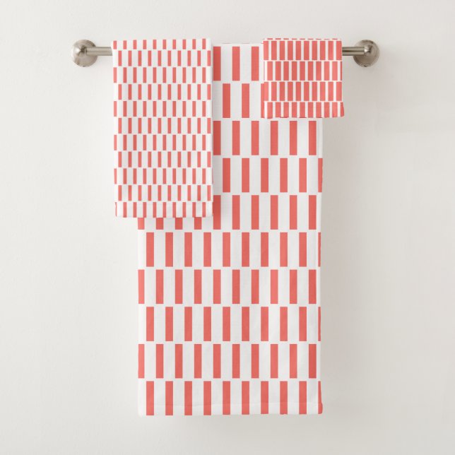 Coral white geometrical pattern bath towel set (Insitu)