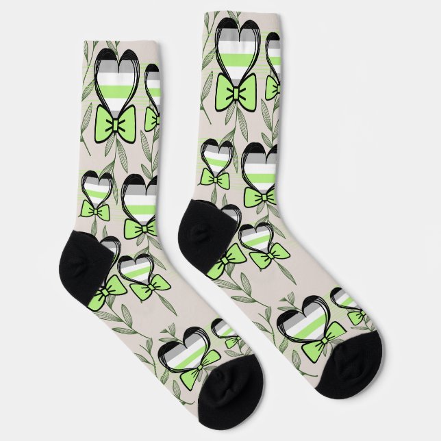 corazones pattern socks (Right)