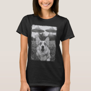 Corgi Dog UFO Alien Extraterrestrial Selfie T-Shirt