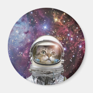 Cosmonaut cat magnet