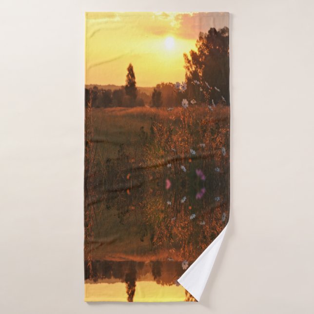 Cosmos flowers in sunset  bath towel set (Bath Towel)