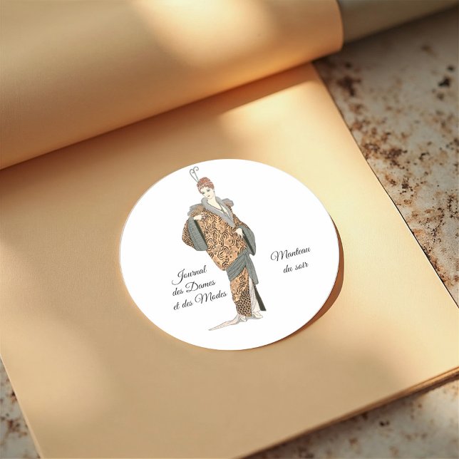 Costumes Parisiens- Manteau du soir  Classic Round Sticker (Creator Uploaded)