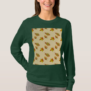 Cosy autumn maple leaves oak leaves  T-Shirt