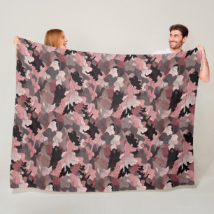 Cosy Blush Pink Camouflage Blanket for Stylish Com