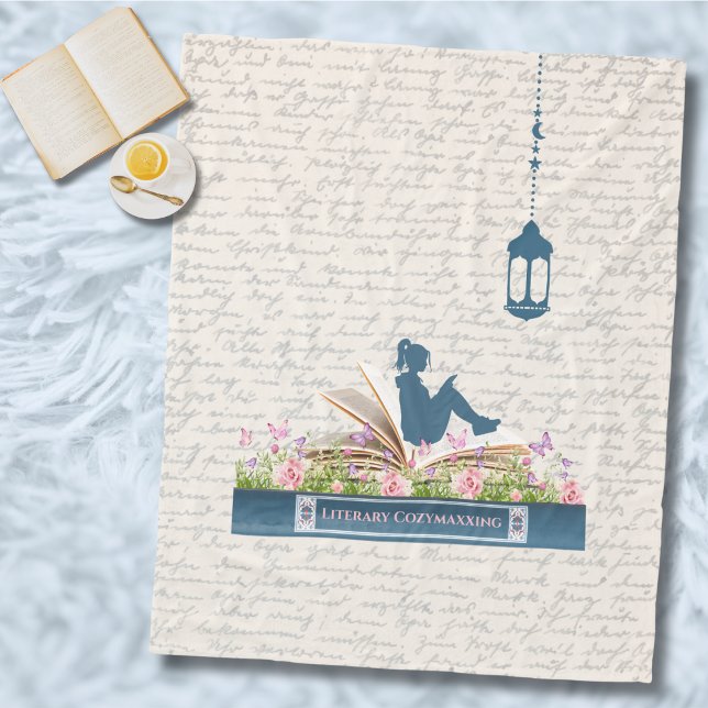 Cosy Bookworm Reading Nook Blanket (Cozy Bookworm Reading Nook Blanket)