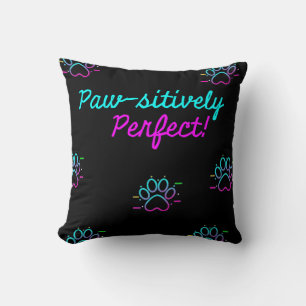 Cosy Comfort for Dog Lovers – Paw-some Cushion