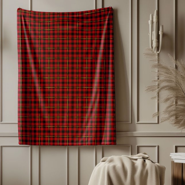 Cosy Holiday Classic Tartan Plaid Red Black Gold Fleece Blanket (Cozy Holiday Classic Tartan Plaid Red Black Gold Fleece Blanket)