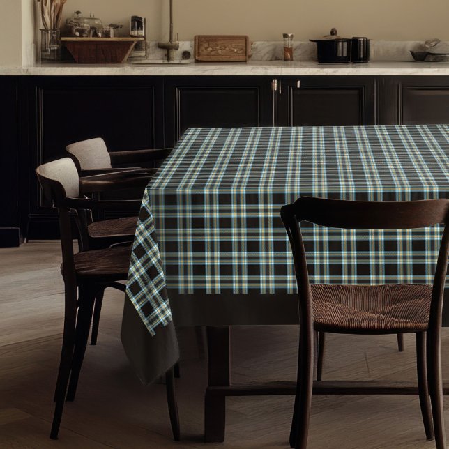 Cosy Plaid Tablecloth – Gift for His Rustic Space (Cozy Plaid Tablecloth – Gift for His Rustic Space)