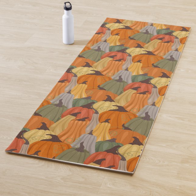 Cosy pumpkins yoga mat (In Situ)