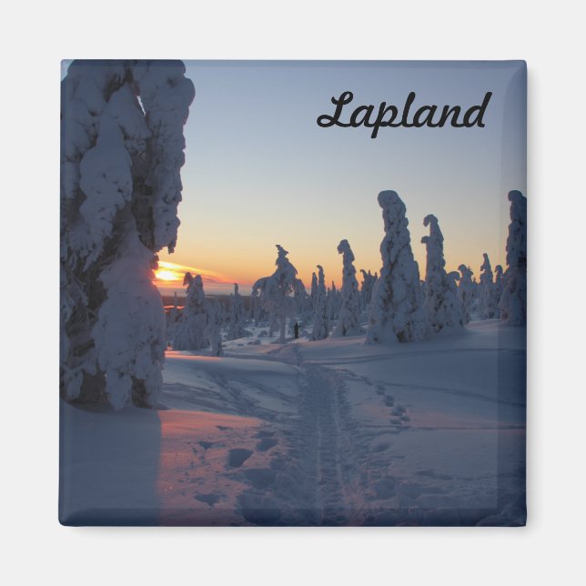Couché de soleil sur la forêt en Laponie Magnet (Front)