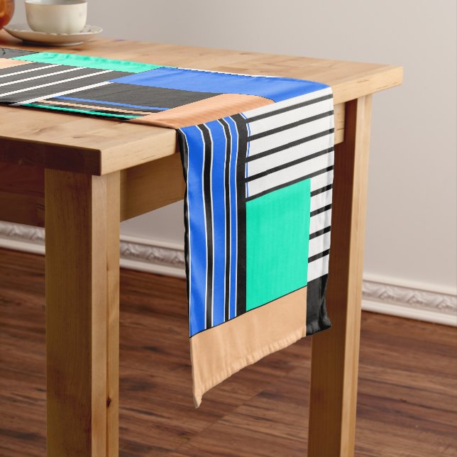 Country. Short Table Runner (In Situ)