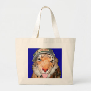 Country Tiger, Bag
