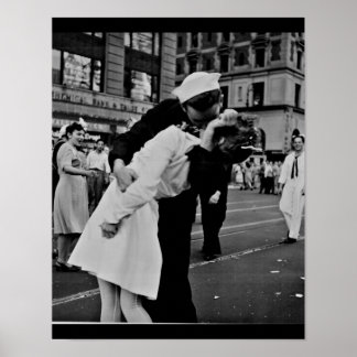 Couple Kiss in New York as Japan Surrenders WWII Poster