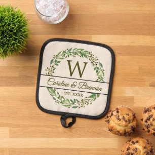 Couple Names Established Date Year Laurel Wreath Pot Holder