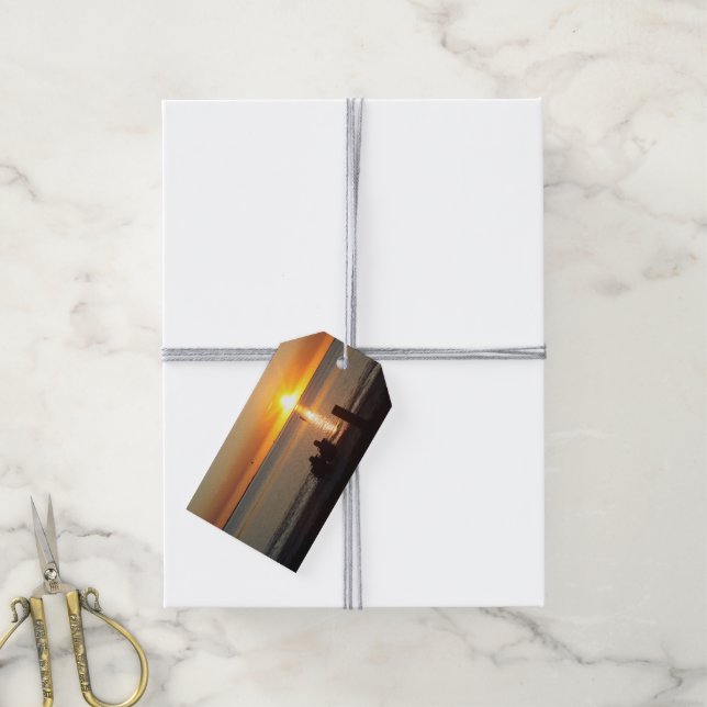 Couple Sit On Beach At Sunset Gift Tag (With Twine)