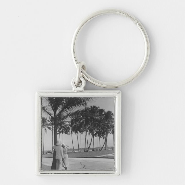 Couple standing at palm tree Rear view B&W Key Ring (Front)