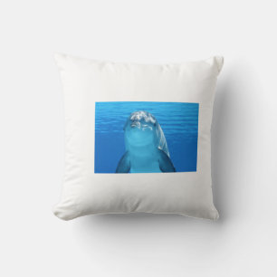 coussin dauphin, eau bleu, coussin blanc cushion