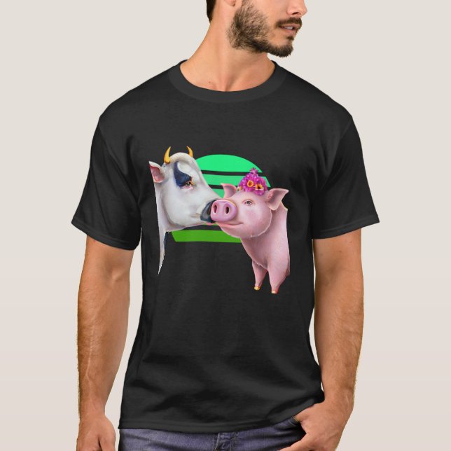 Cow kissing Pig T-Shirt (Front)
