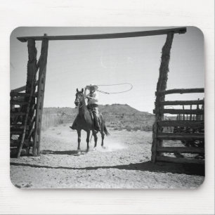 Cowboy roping mouse pad