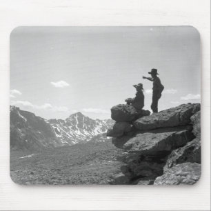 Cowboys on a ridge mouse pad
