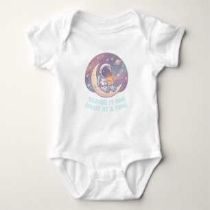 Cozy Astronaut Baby Bodysuit – Cute Space Baby