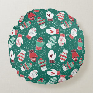 Cozy Winter Christmas Mittens Pattern in Green Round Cushion