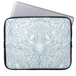 Crab and sea weed, coastal summer in white and lig laptop sleeve
