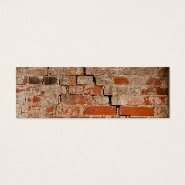 Cracked brick wall (Front)