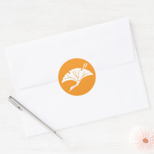 Crane-shaped ginkgo leaf classic round sticker