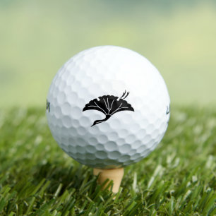 Crane-shaped ginkgo leaf golf balls
