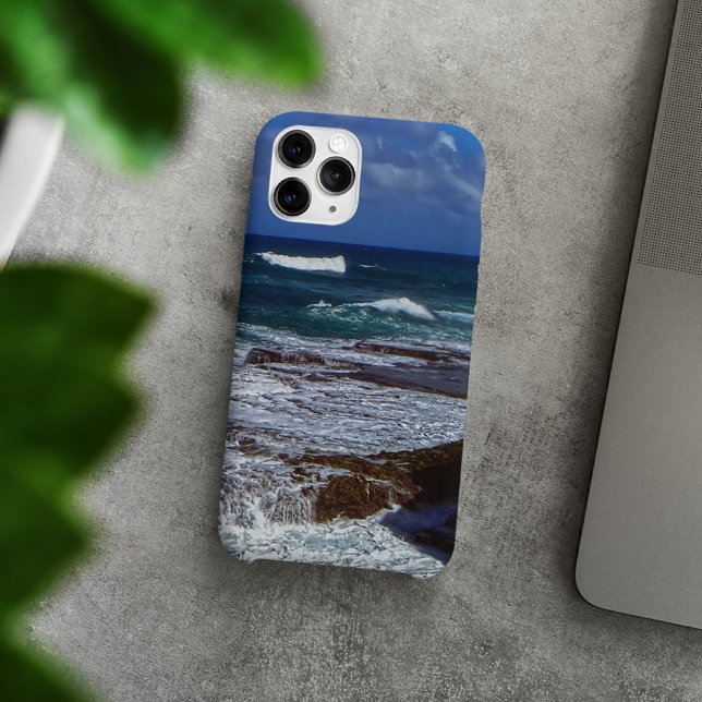 Crashing Waves On Rocks Print Case (Creator Uploaded)