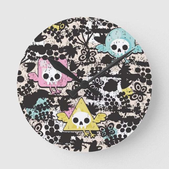 Crazy birds pattern round clock (Front)