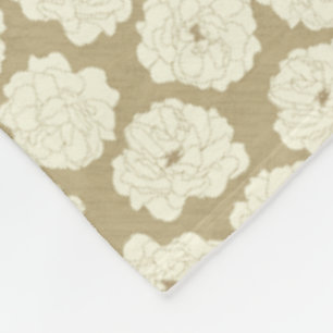 Cream Roses on Golden Beige - seamless pattern. Fleece Blanket