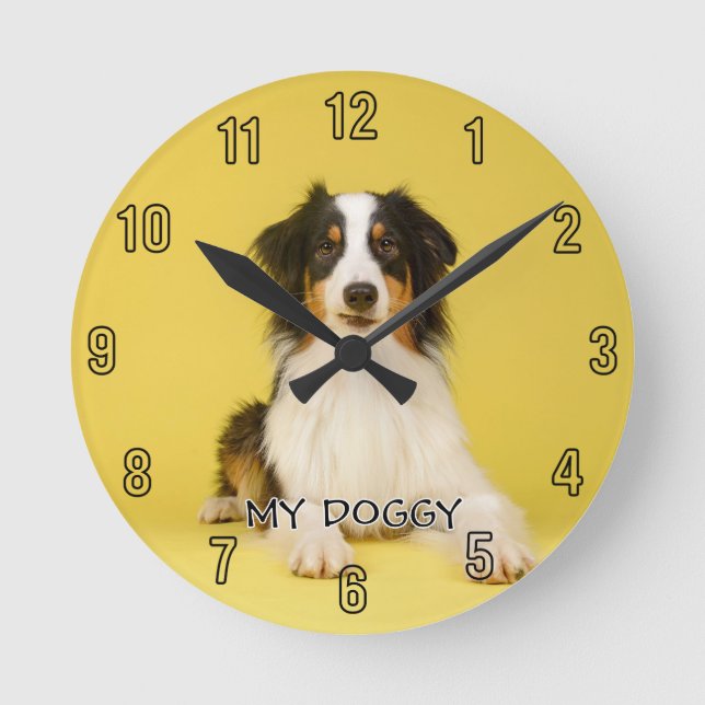 Create your own pet, dog round clock (Front)