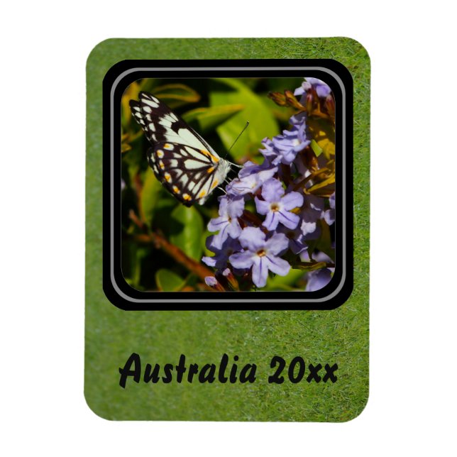 Create your own travel photo magnet (Vertical)