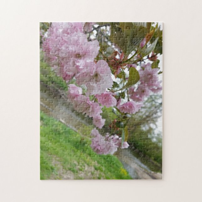 Creative light pink tree flower jigsaw puzzle (Vertical)