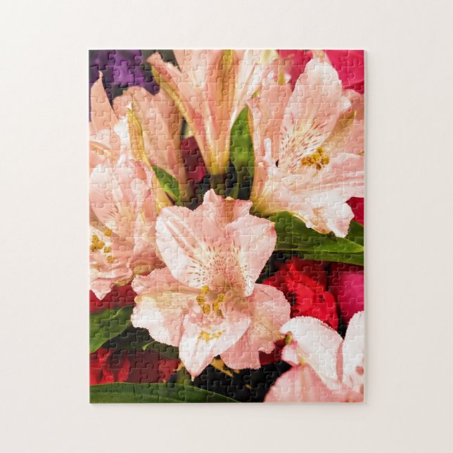 Creative white lily flower photo jigsaw puzzle (Vertical)