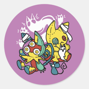 Creepy Cats Halloween Art: Paw-sitively Frightful Classic Round Sticker