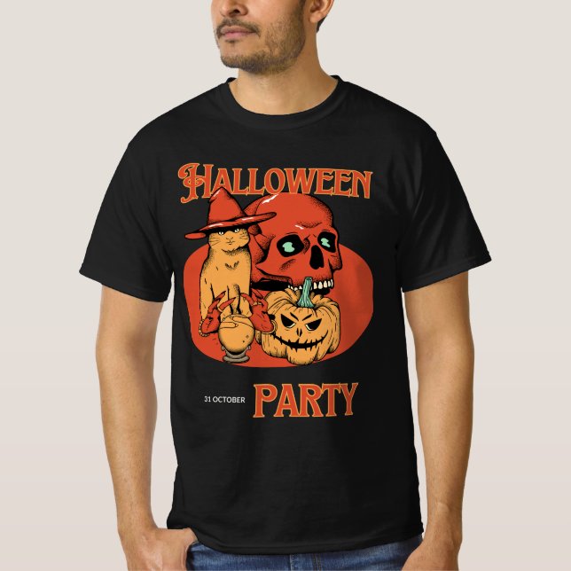Creepy Cute Aesthetic T-Shirt Spooky Cute Graphic  (Front)