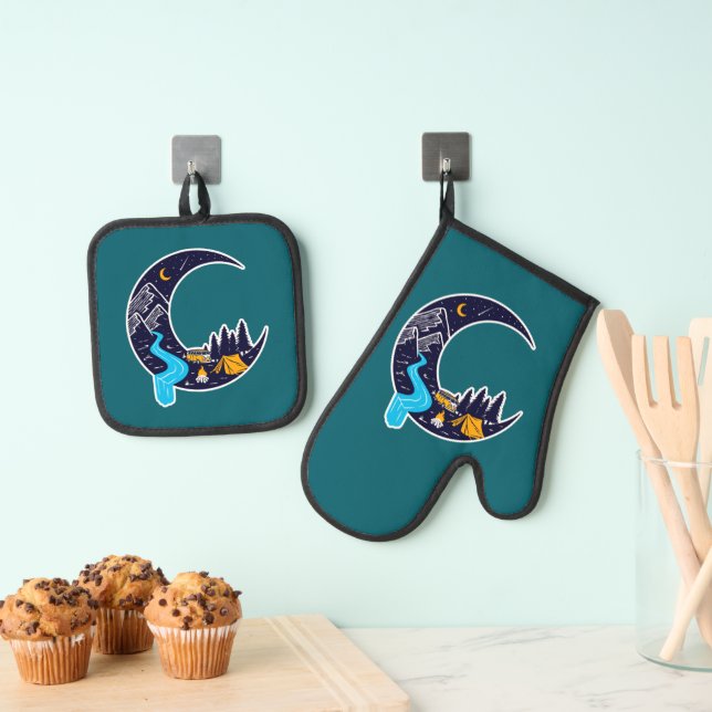 Crescent Moon Adventure Camping Oven Mitt & Pot Holder Set (Insitu(Hanging))