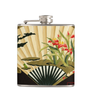 Crimped Oriental Fan with Floral Design Hip Flask