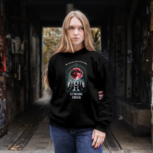 Crimson Coven – Gothic Witch Ritual Halloween T-Shirt