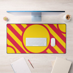 Crimson & Gold Focal Circle Desk Mat – Customise